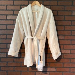 Lululemon Serene Travels Wrap NWT size 6